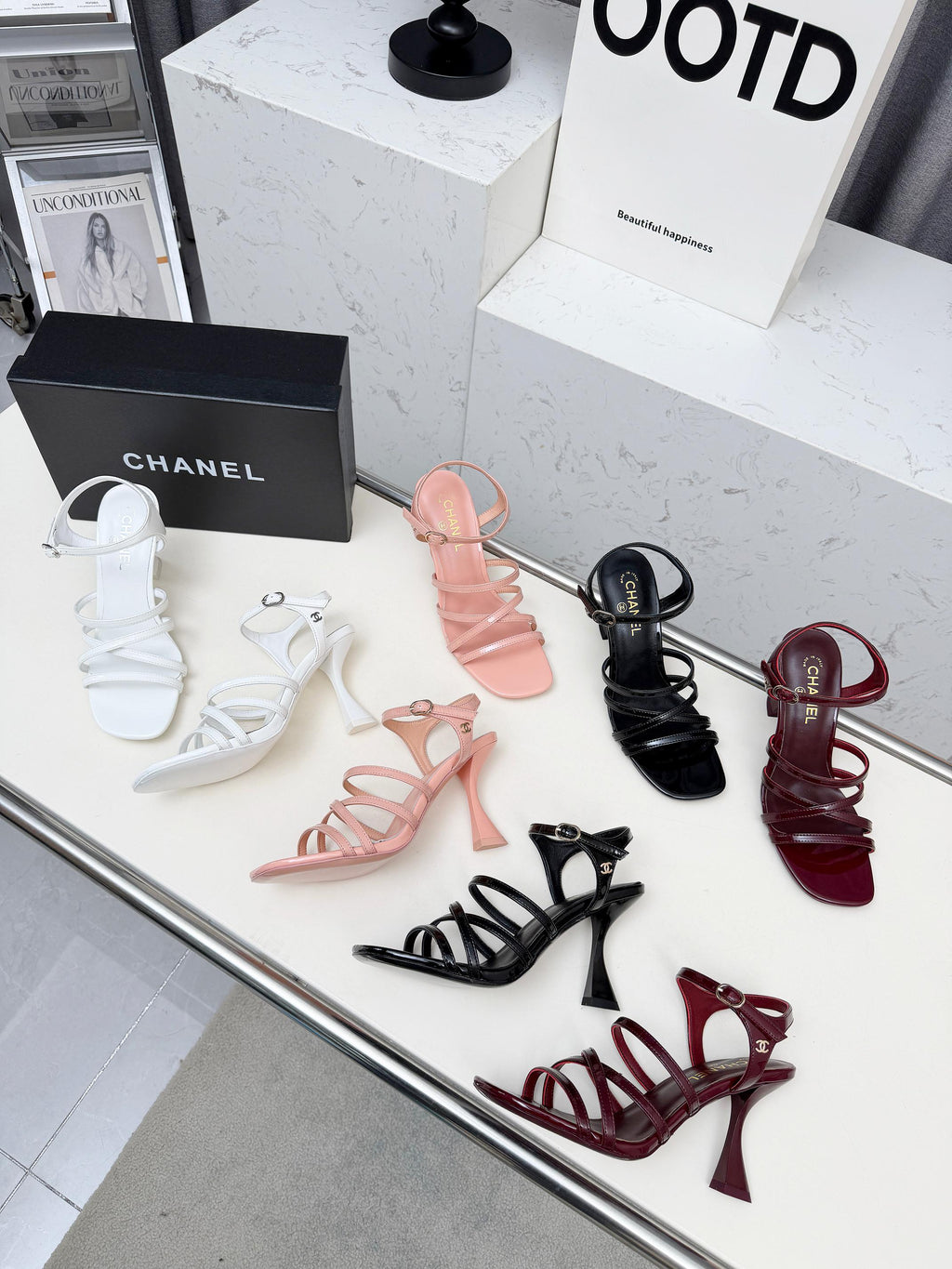 2026 SS Resort Patent Leather Strappy Heel