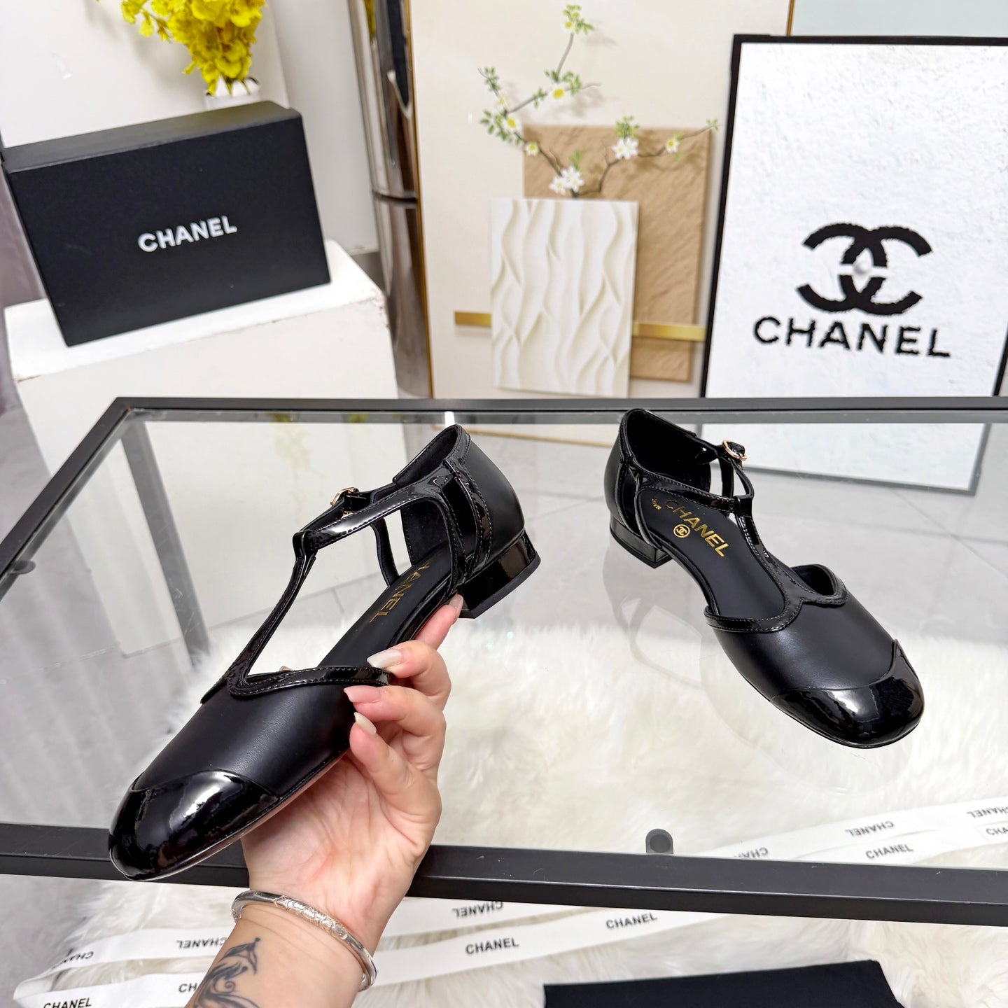 2026 Cut-Out Loafer Sandal