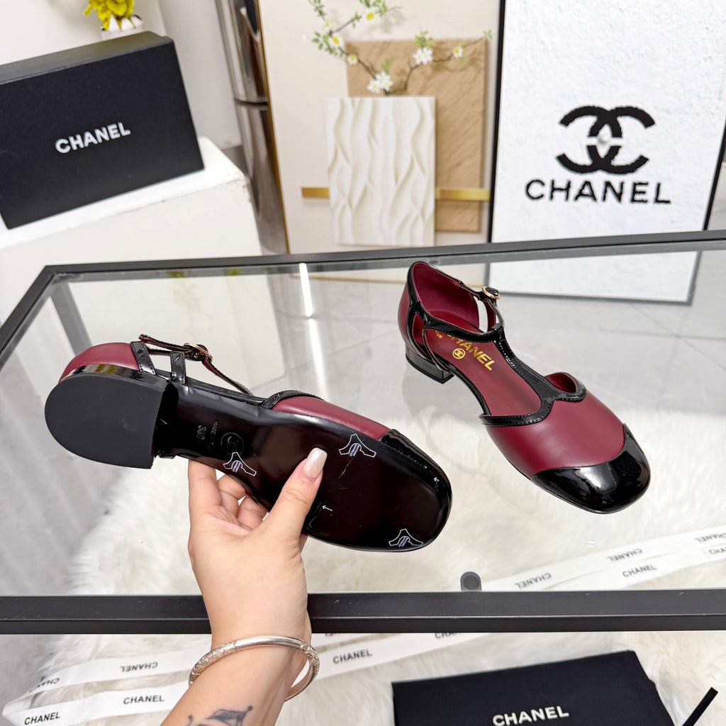 2026 Cut-Out Loafer Sandal
