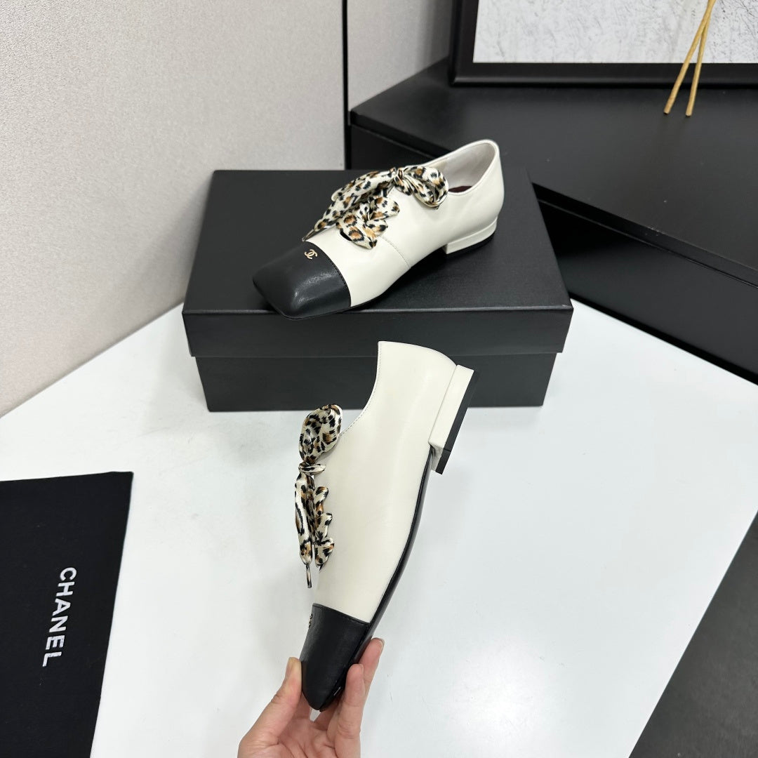 Two-Tone Leopard Ribbon Lace-Up Flat