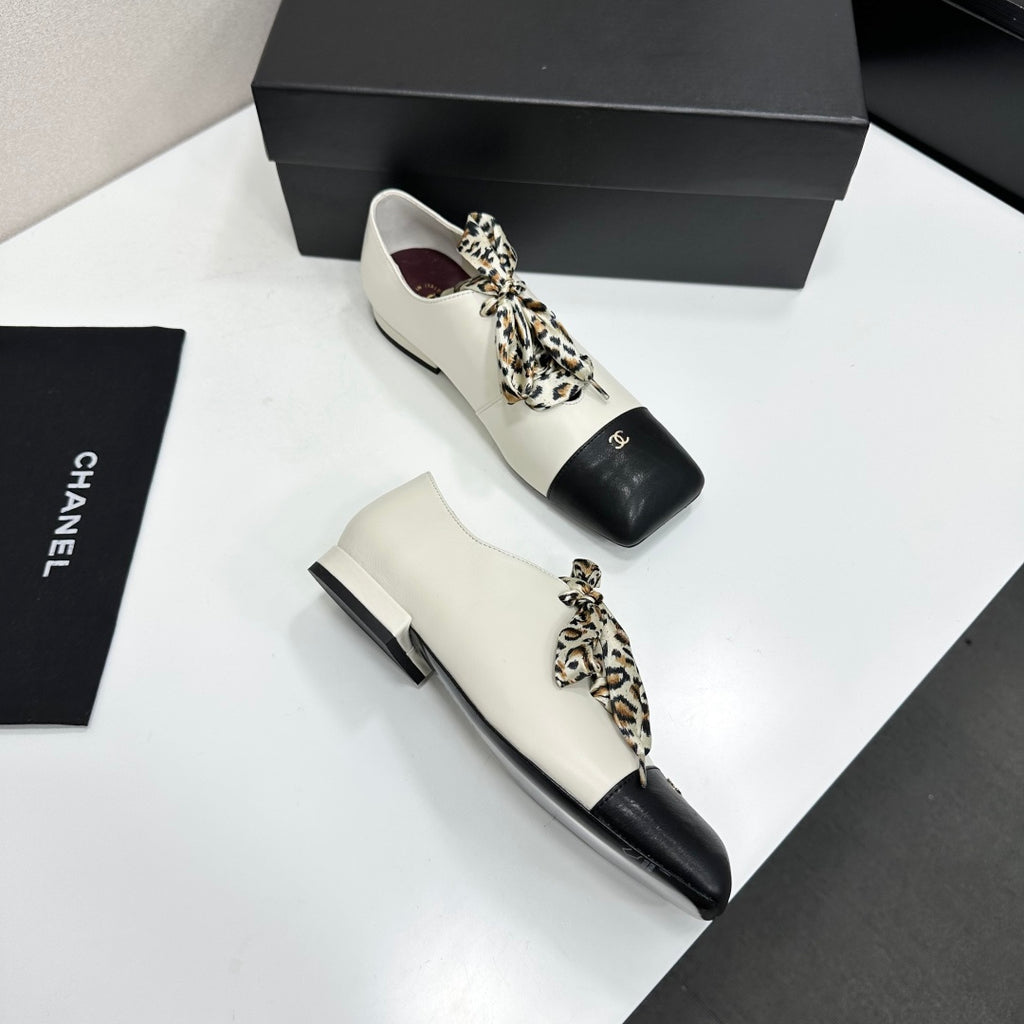 Two-Tone Leopard Ribbon Lace-Up Flat