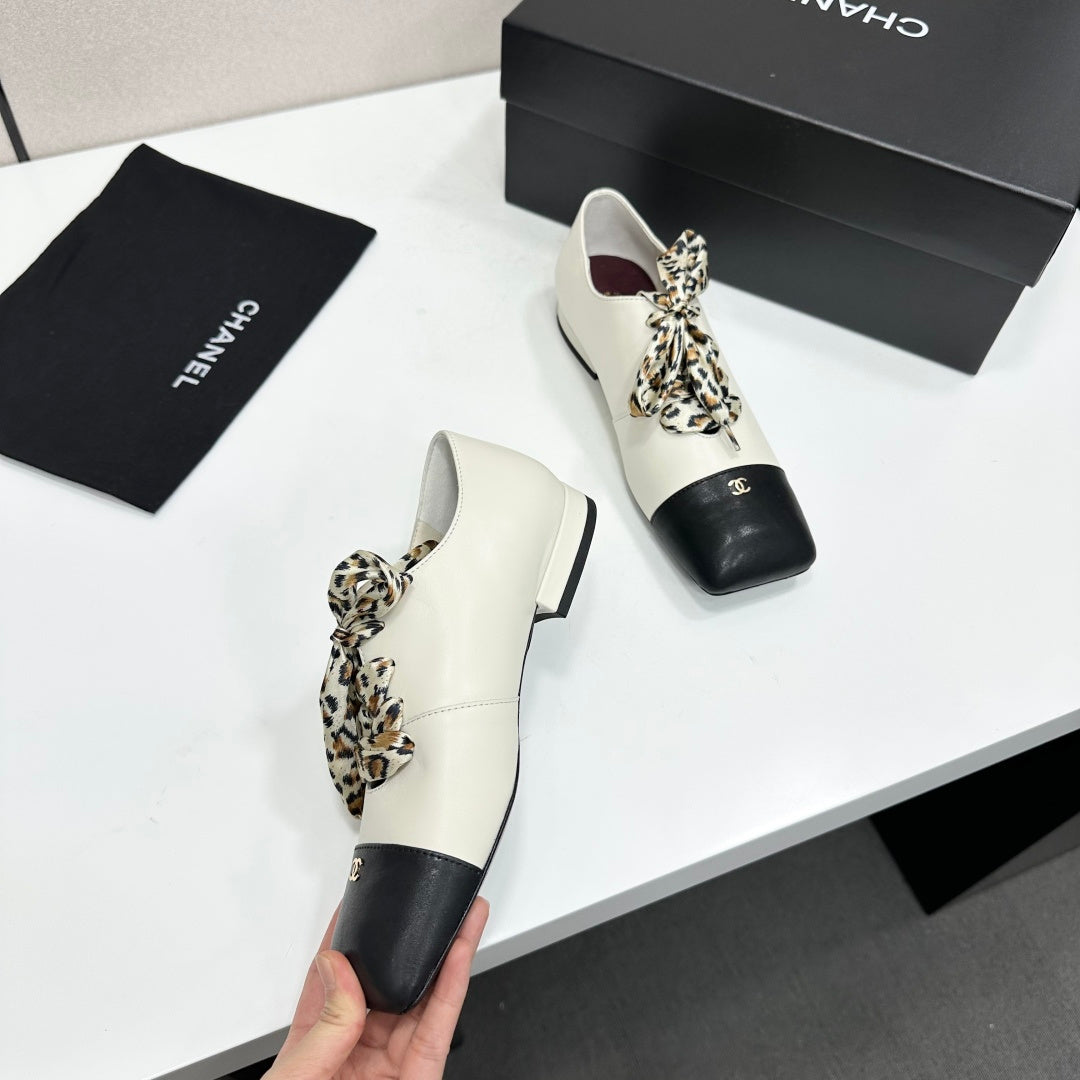 Two-Tone Leopard Ribbon Lace-Up Flat