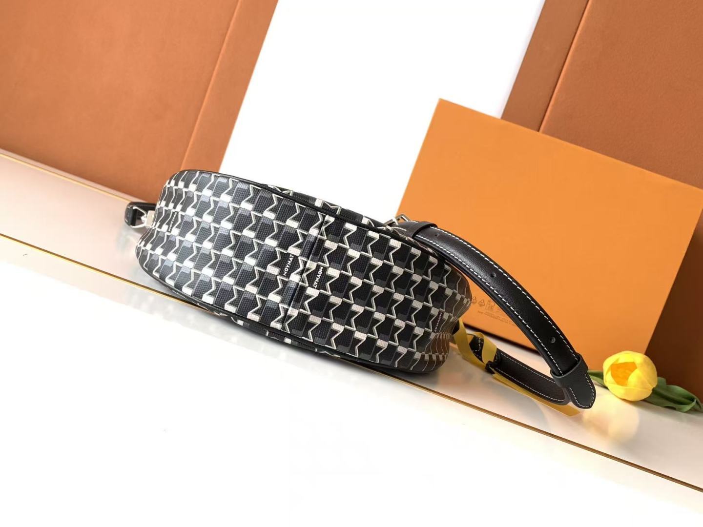Crescent Shoulder Bag (Premium Quality )