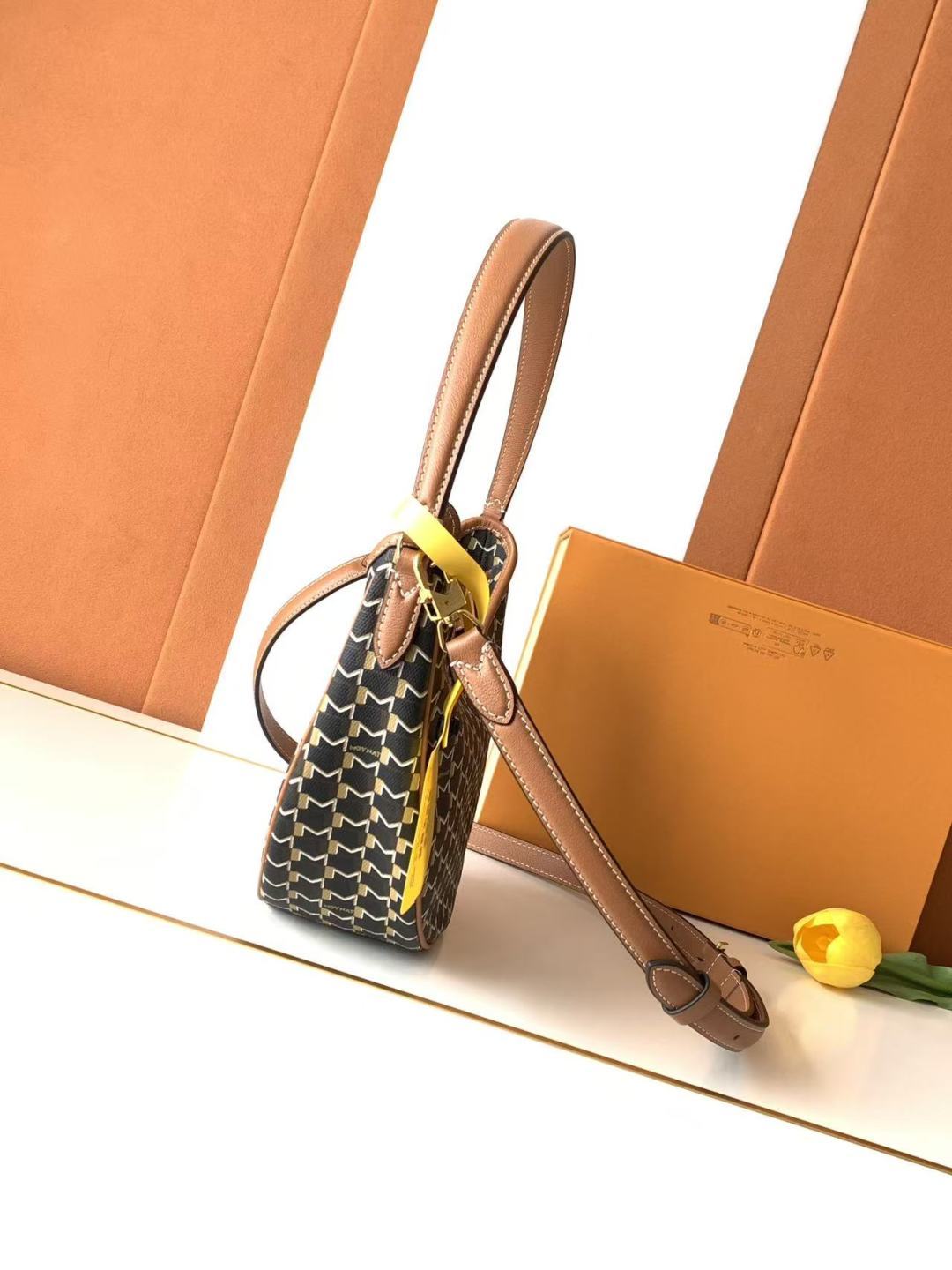 Crescent Shoulder Bag (Premium Quality )