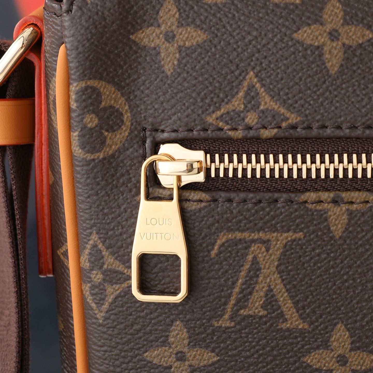 Bastille Messenger Bag | M2A-190| Premium Quality