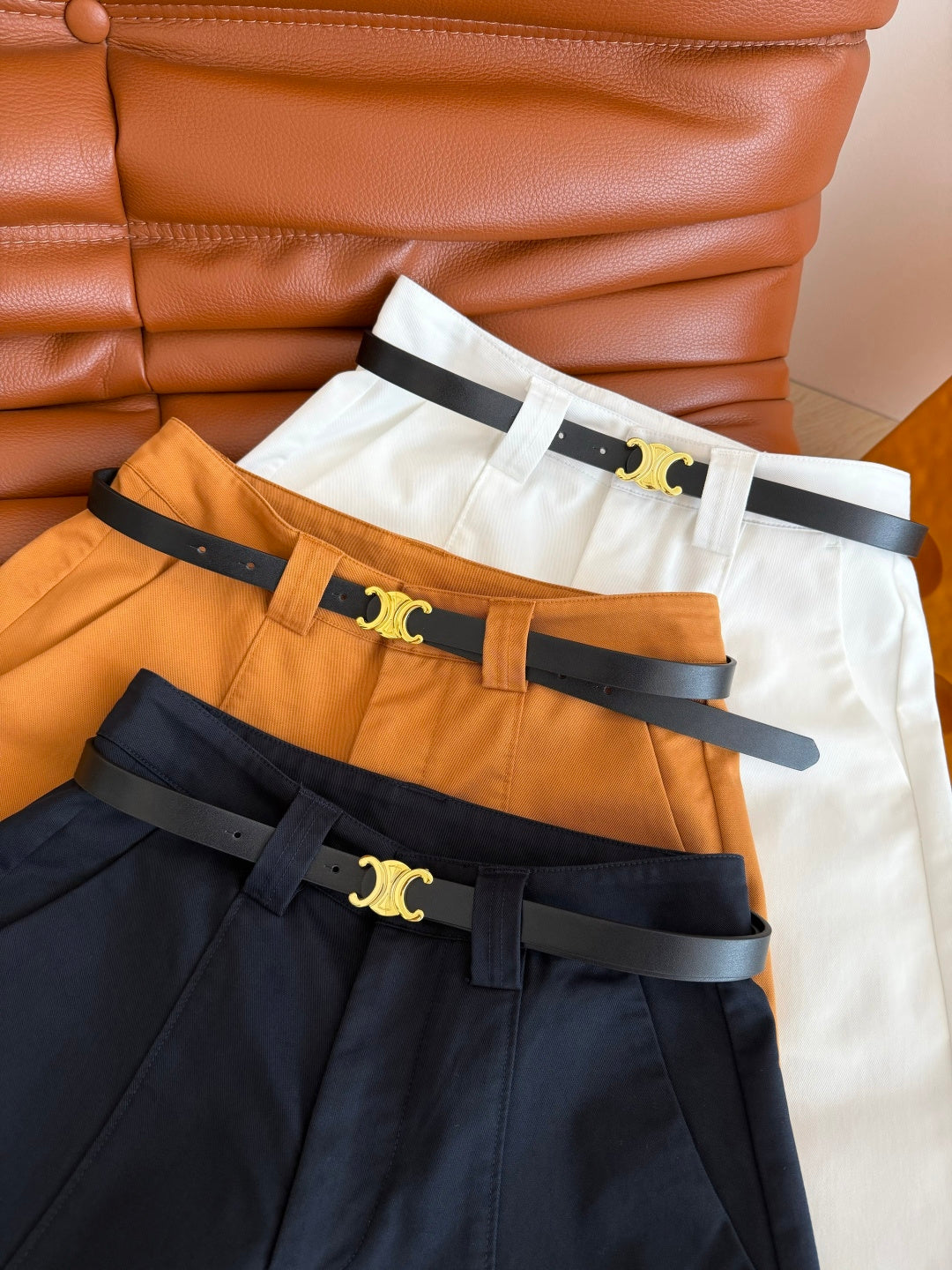 Tailored Shorts with Belt | 656620