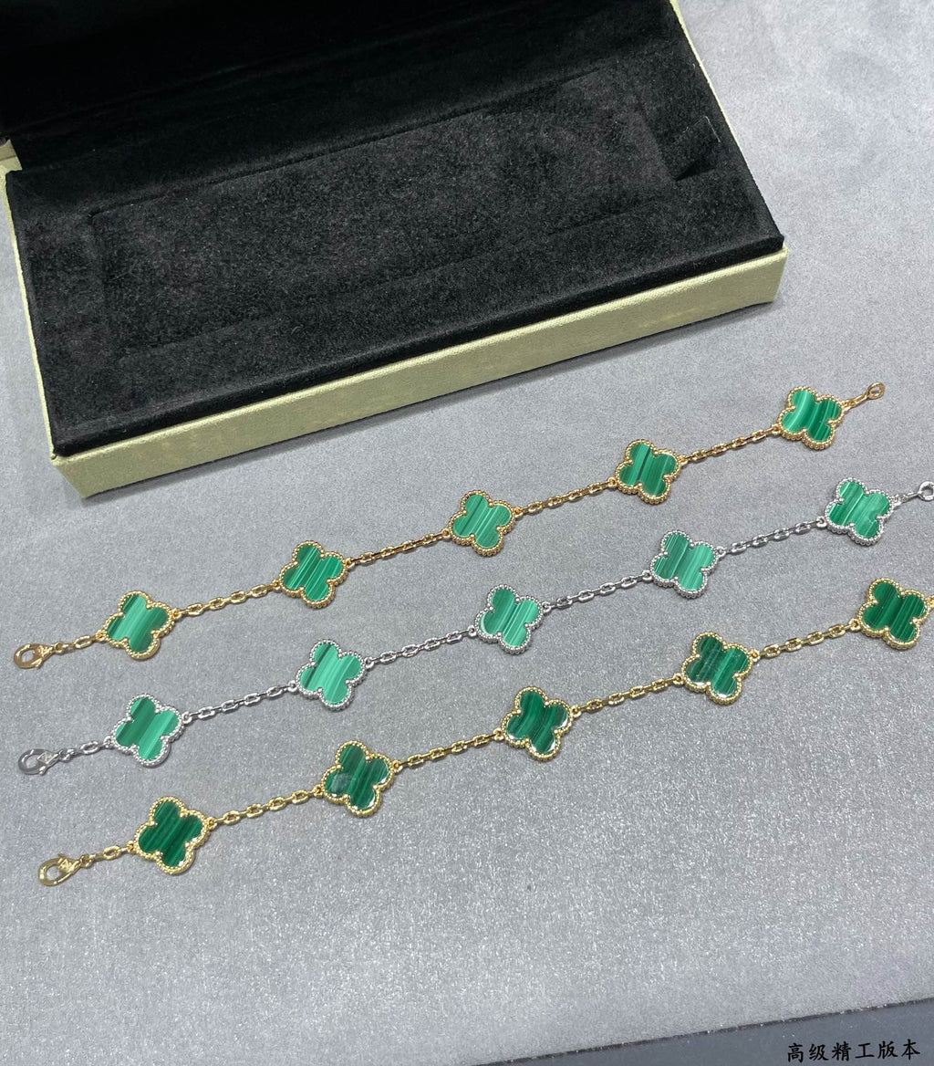Four-Leaf Clover Stone Bracelet | Premium Quality|