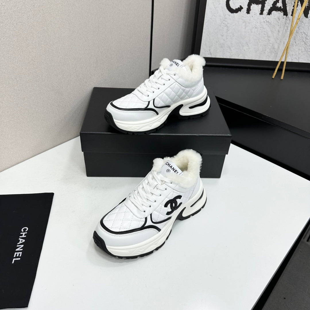 2026 Panda Sneaker