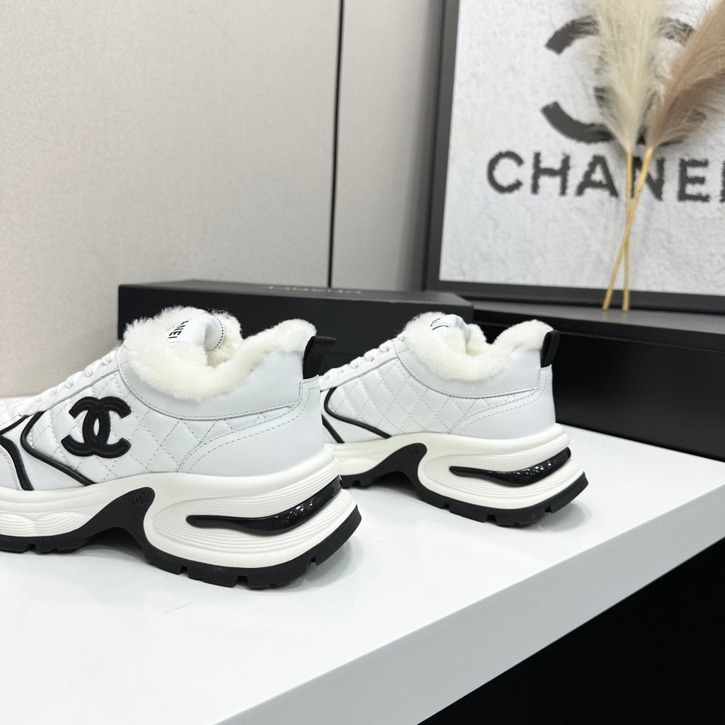 2026 Panda Sneaker