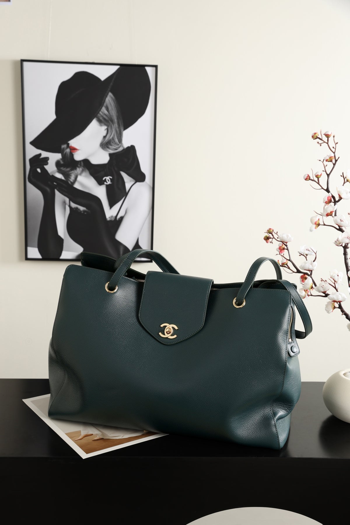 Supermodel Leather Tote Bag (Premium Quality)
