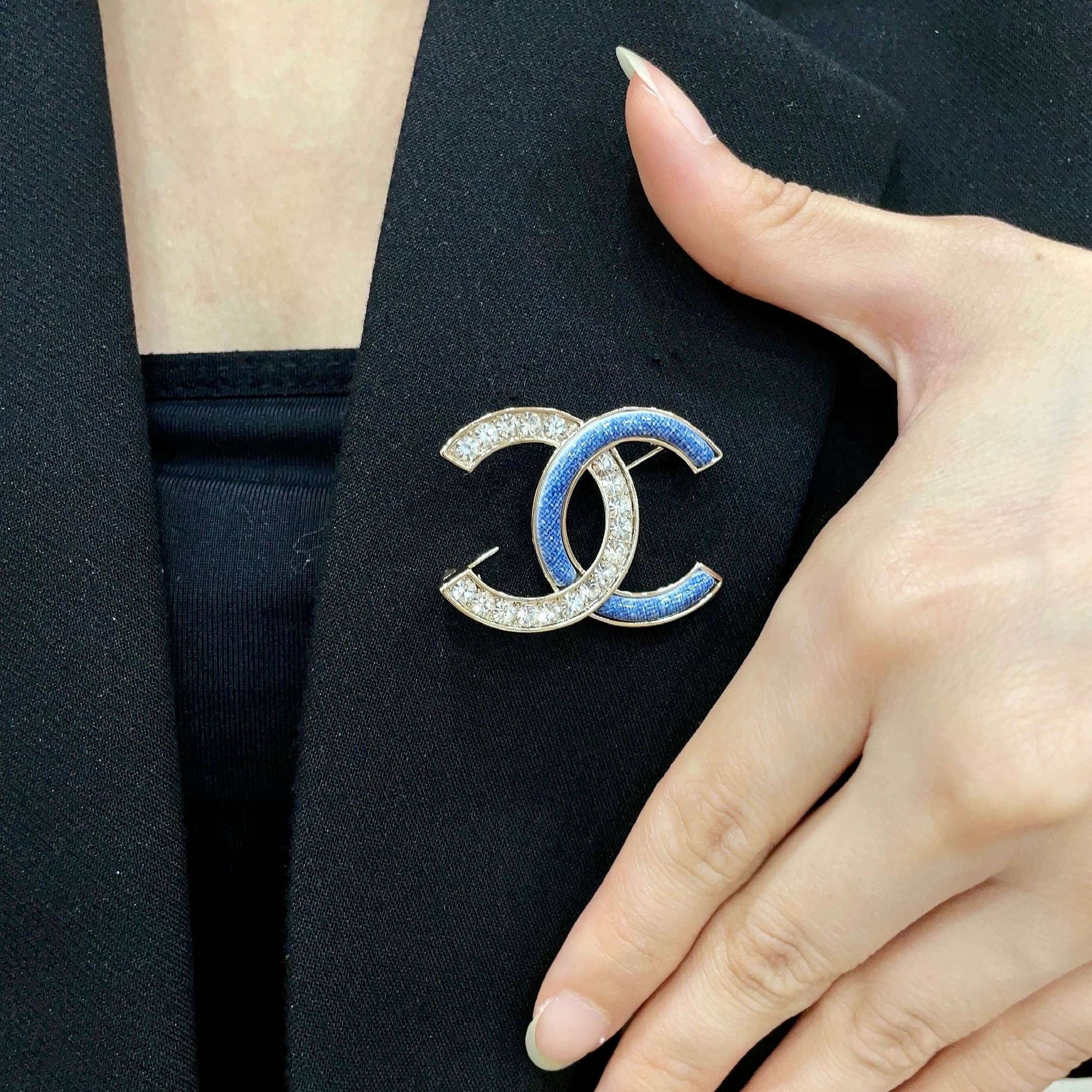 Logo Brooch | Multi-wear Style | Gold Tone
