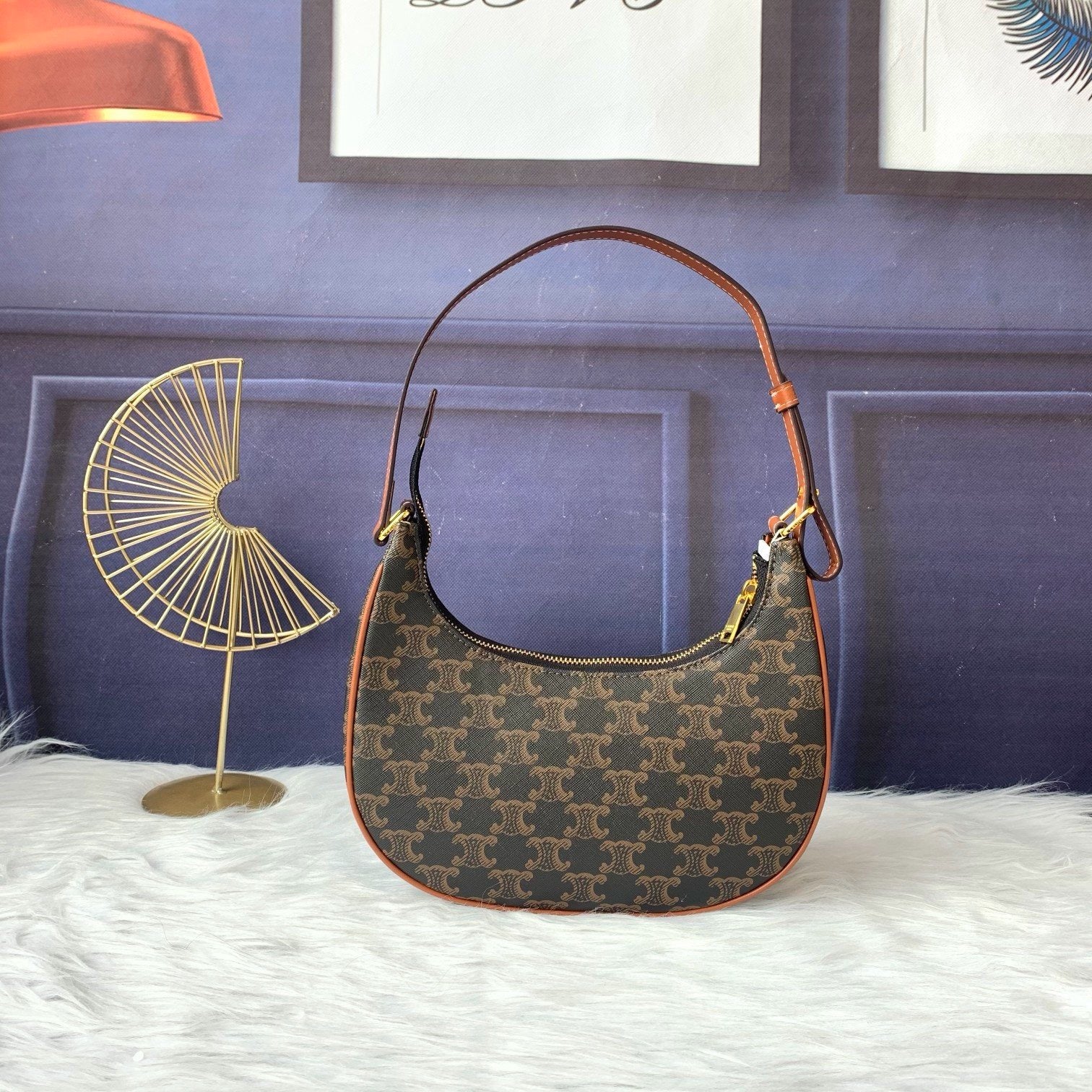 C293952 Underarm Bag