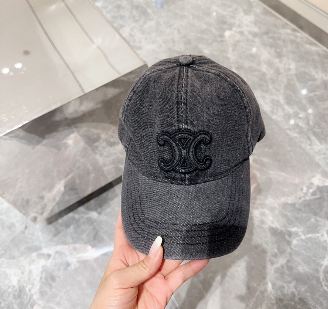 Denim Baseball Cap – Effortless Style