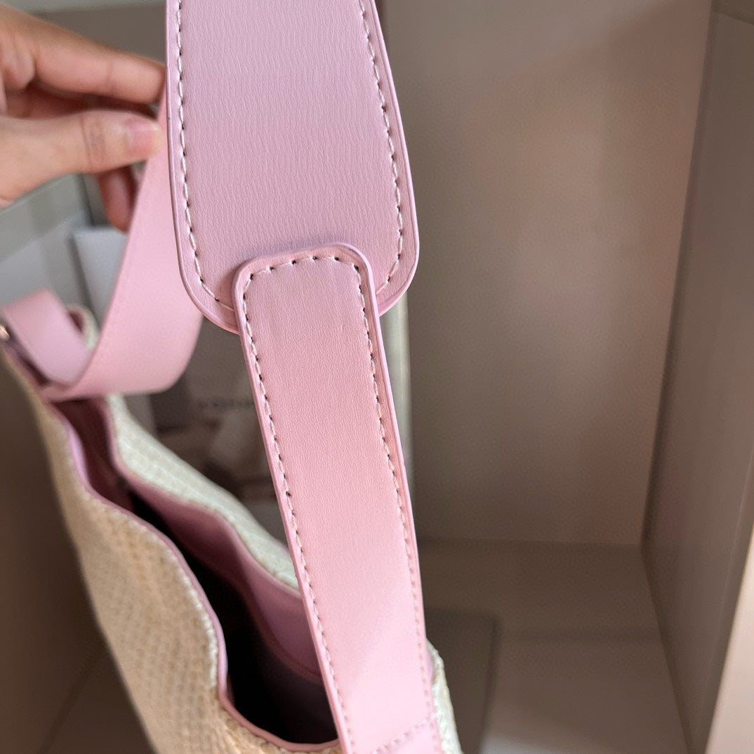 New Straw Bag – Effortless Elegance