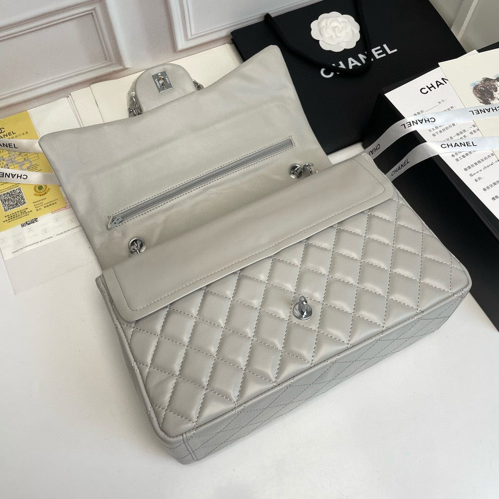 Maxi Quilted Flap Bag in Lambskin — 33cm