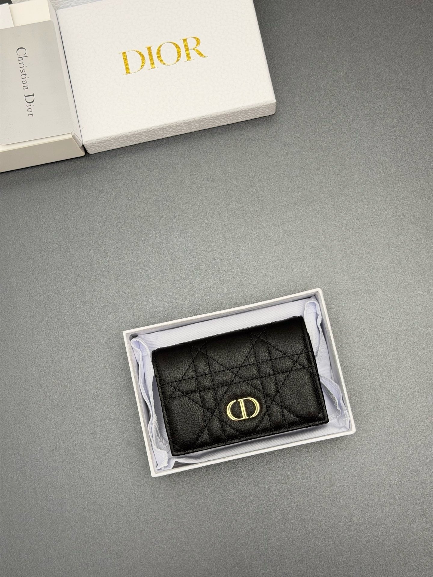 Cato Glycine Quilted Leather Wallet  (Premium Quality )