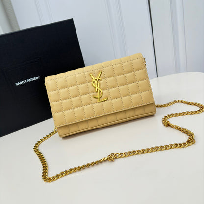 Introducing the CASSA*NDRE Chain Bag: Timeless Elegance and Practicality by Y*S*L