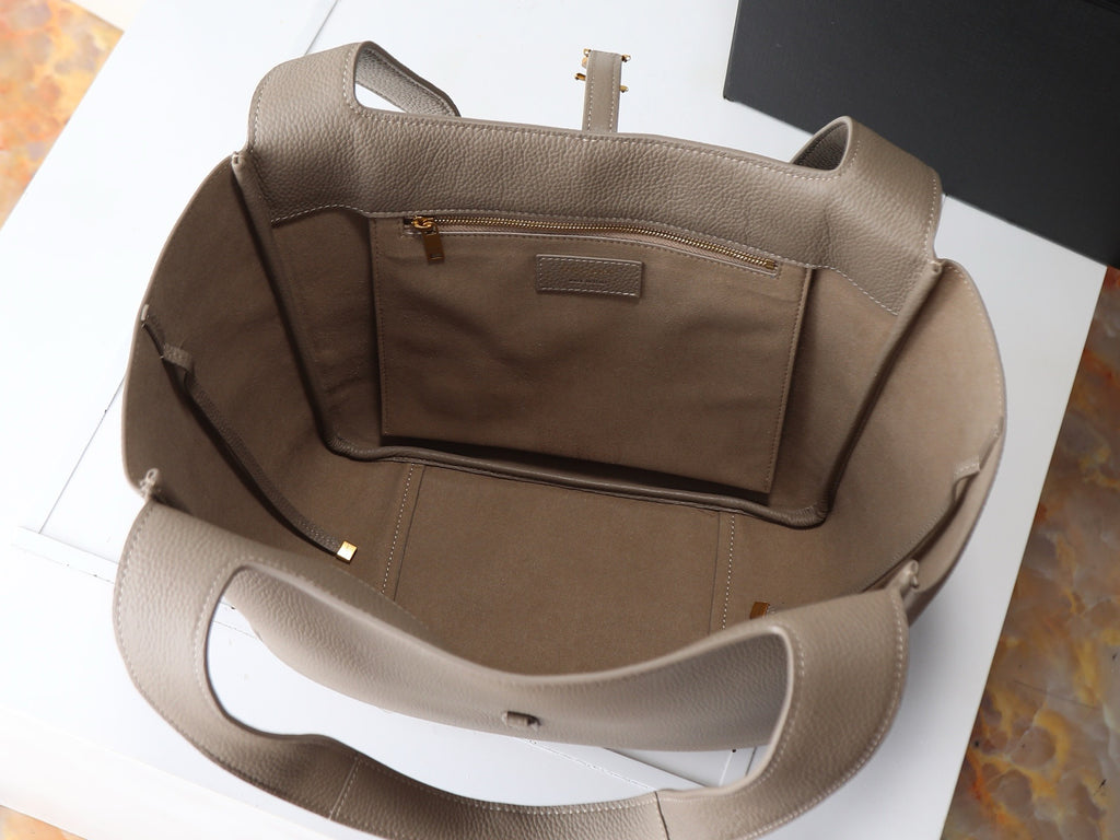 Bea Small Hobo Tote | 779029 | Premium Quality