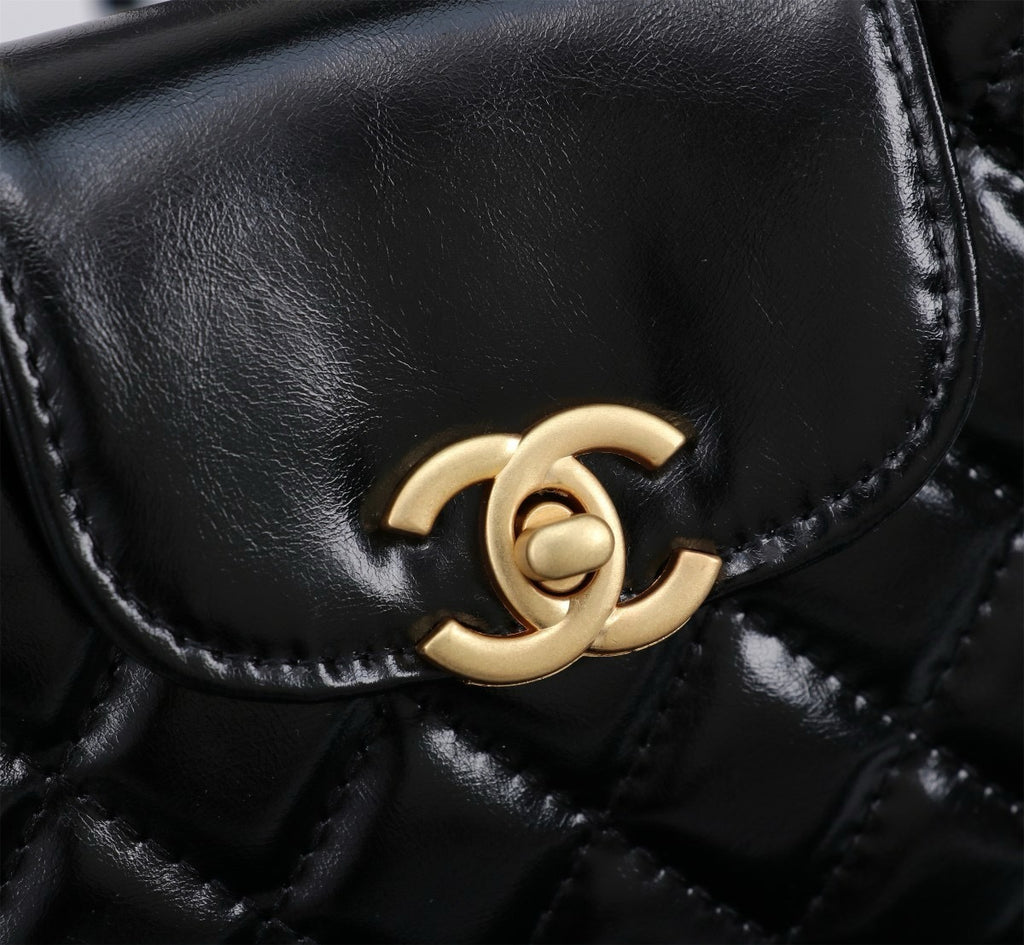 Kelly Handle Bag — Vintage Reimagined