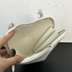 Heart-Shaped Crossbody Bag – Elegant &amp; Practical Statement Piece