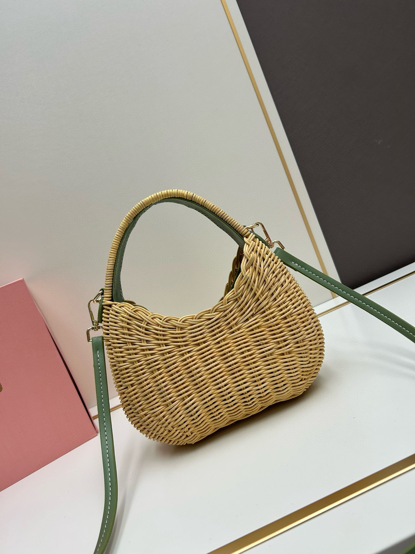 Miu*mi♡ Basket Straw Bag