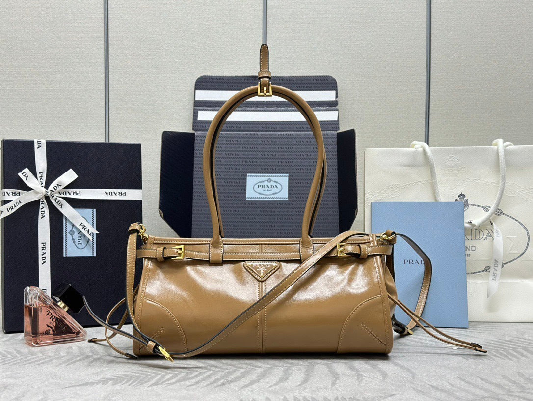 Soft Lux Vintage-Inspired Handbag [Premium Quality 🥇]
