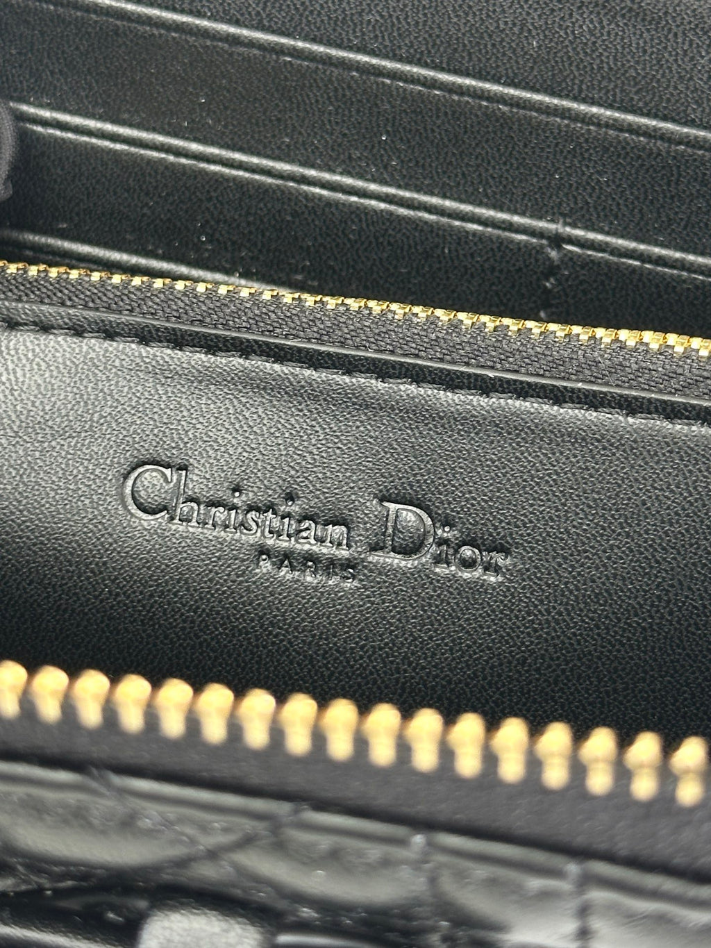 D Bow Logo Card Holder | S2867/ S2866| Lambskin |