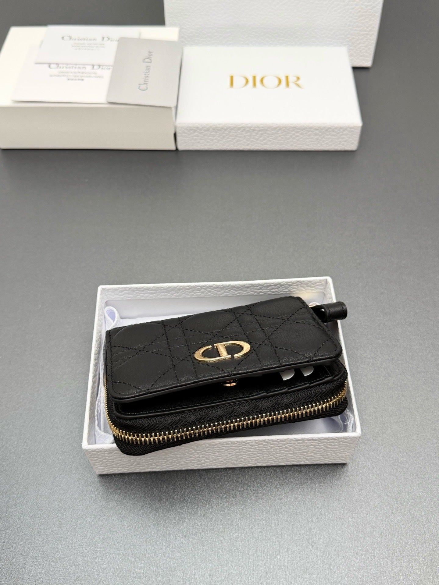 Cato Glycine Quilted Leather Wallet  (Premium Quality )