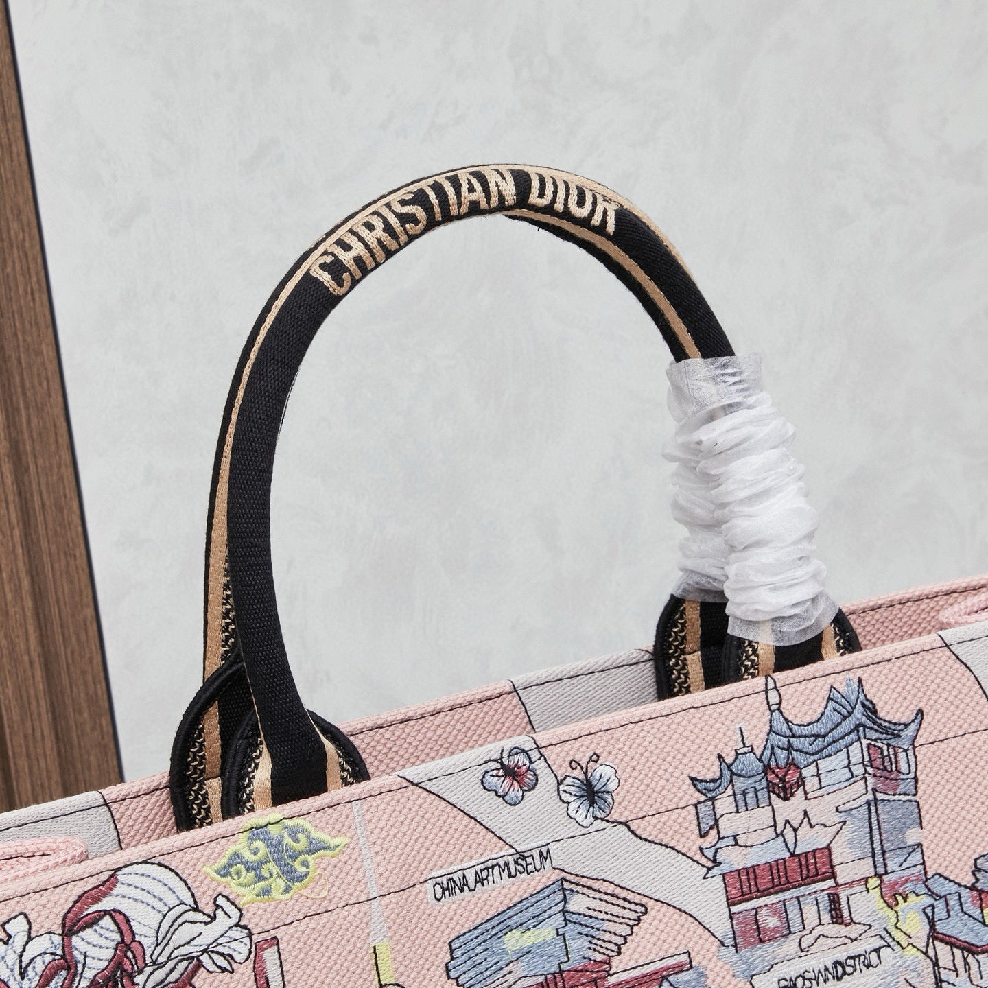 D Elegant Oversized Embroidered Tote Bag