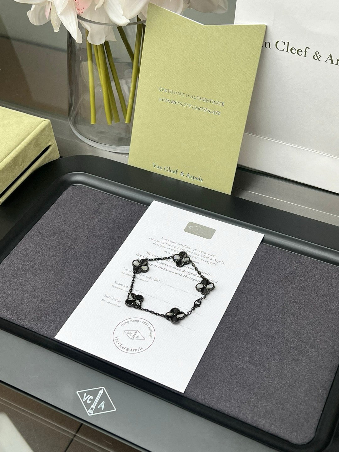 Laser-Engraved Five-Flower Bracelet (Premium quality)