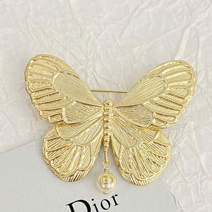 D*i*o*r Best-Selling Brooch: Elevate Your Style with Timeless Elegance