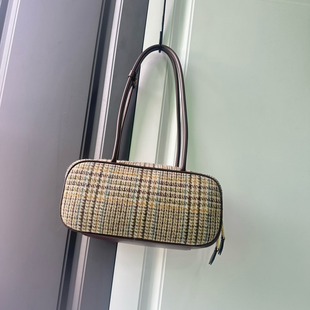 Houndstooth Bowling Bag – New Collection