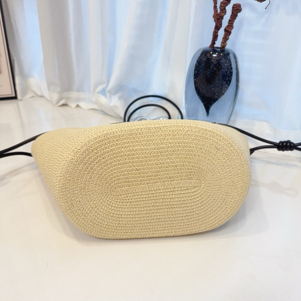 Embroidered Woven Straw Tote Bag – Versatile & Spacious