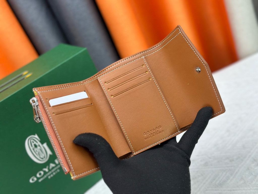 Classic Tri-Fold Wallet & Card Holder