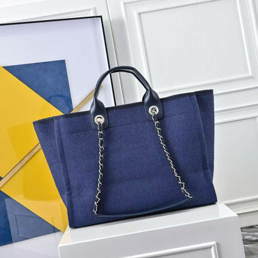 Luxury Canvas Tote (AS3257) – Limited Edition