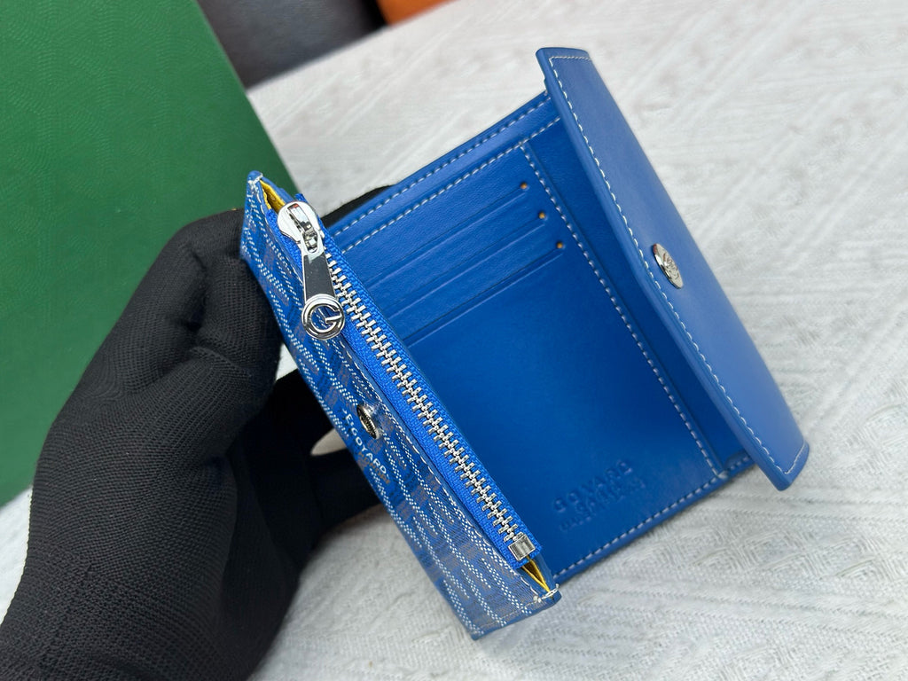 Classic Tri-Fold Wallet & Card Holder