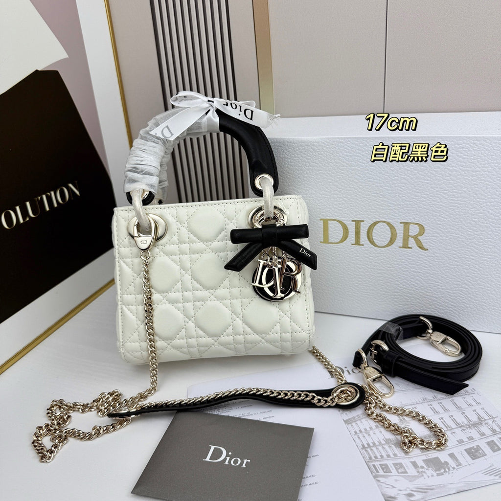 Classic Lady Bow Top-Handle Bag 26ss