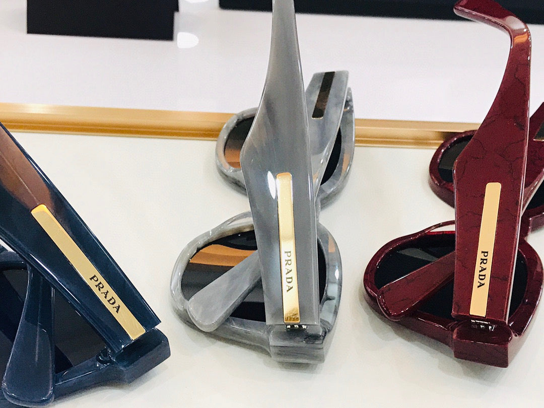 Refined Elegance: Timeless Eyewear for Every Occasion