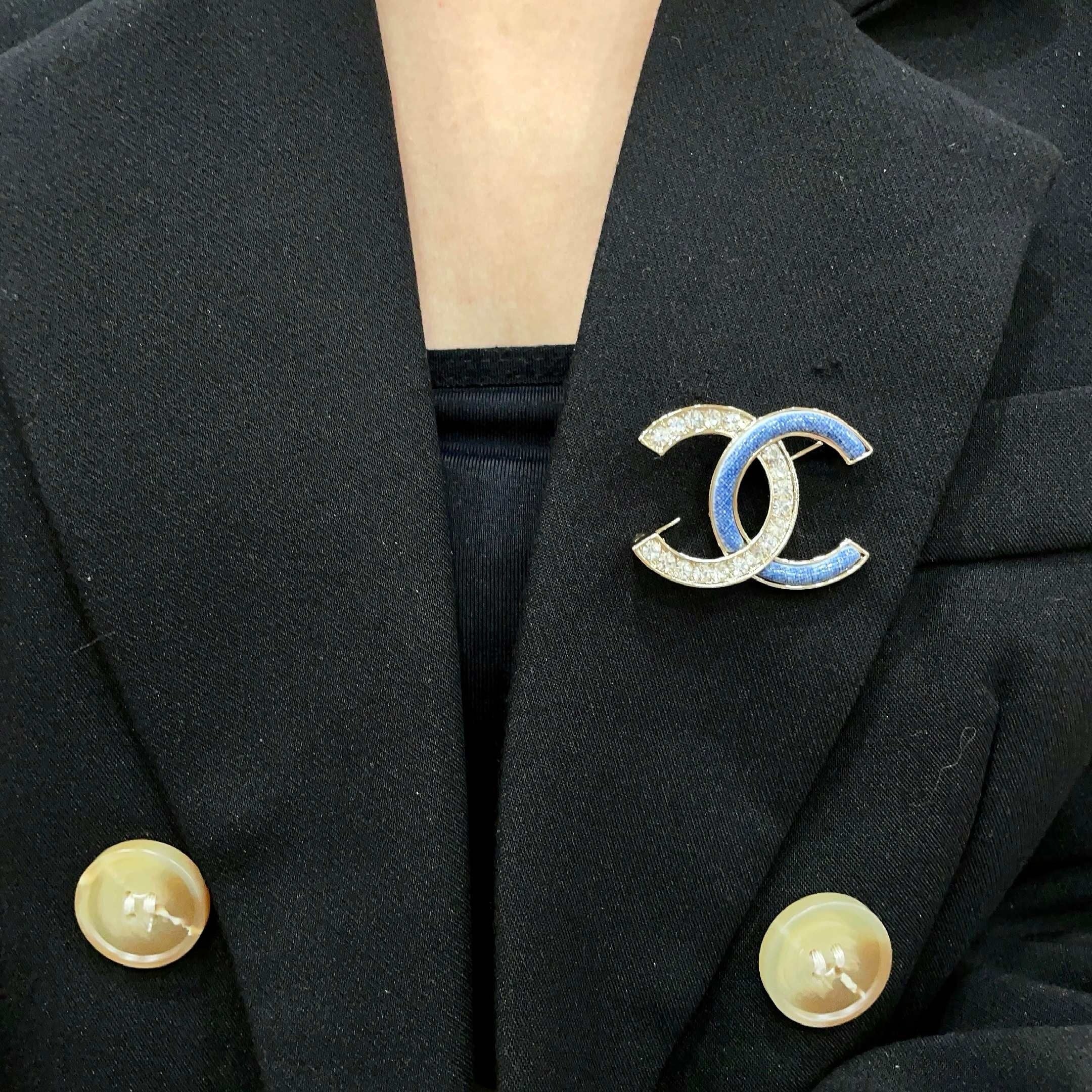 Logo Brooch | Multi-wear Style | Gold Tone