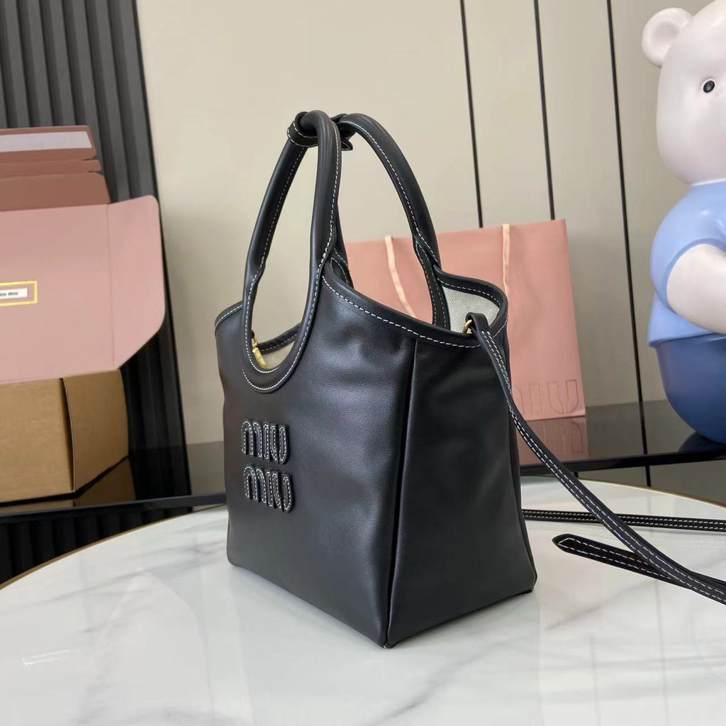 MM IVY Structured Leather Shoulder Bag – JC