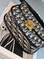 Médaillon Flap Bag — Medium | Premium Quality