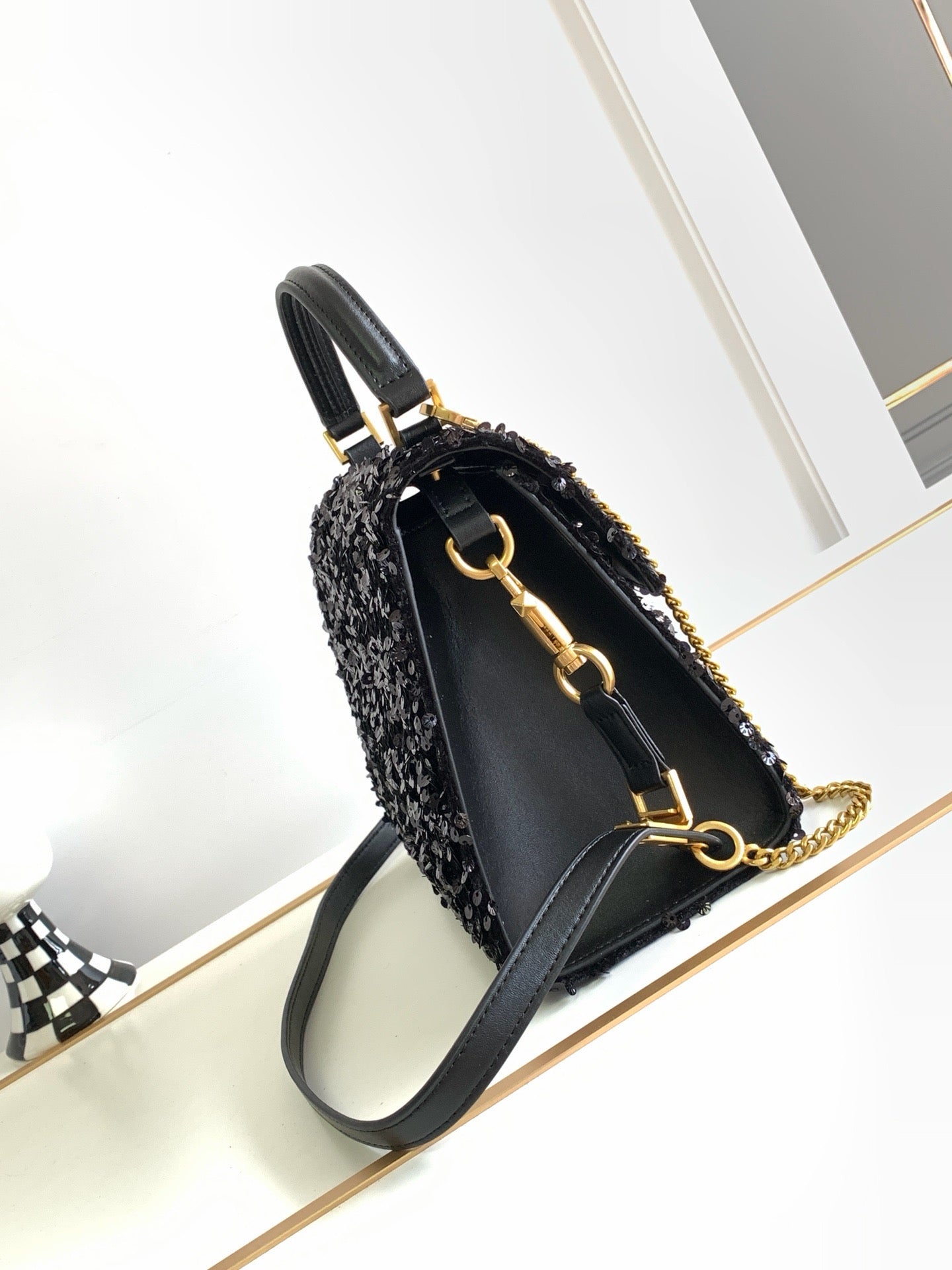 V-SLING 3D Embroidered Sequin Bag | 9866 MTX