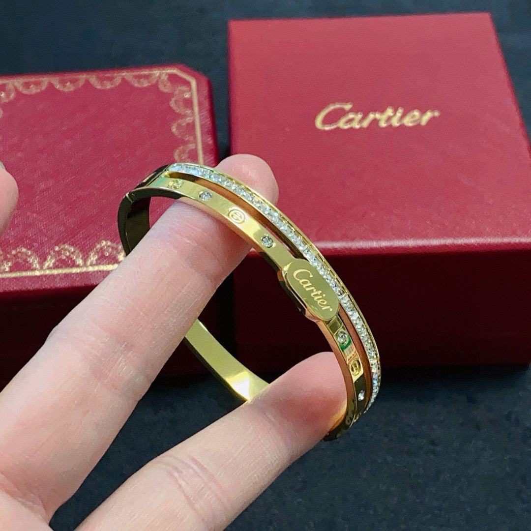 Slim Pavé Crystal Bangle – Refined Elegance
