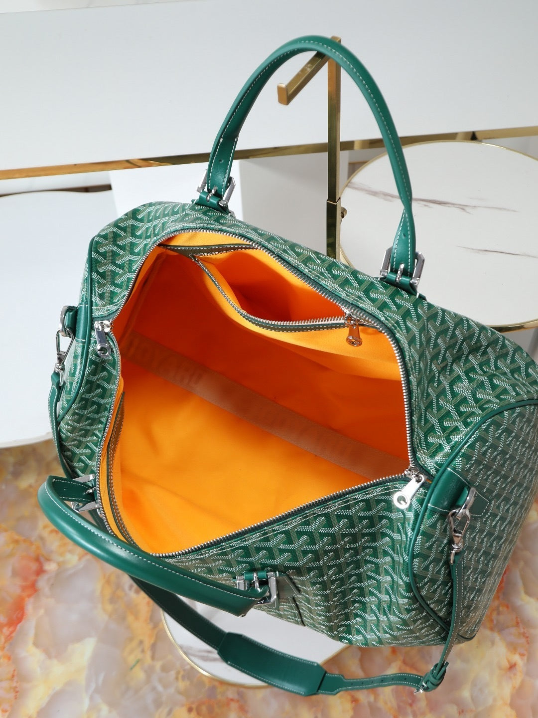 The BOSTON 50 Traveler (Premium Quality)