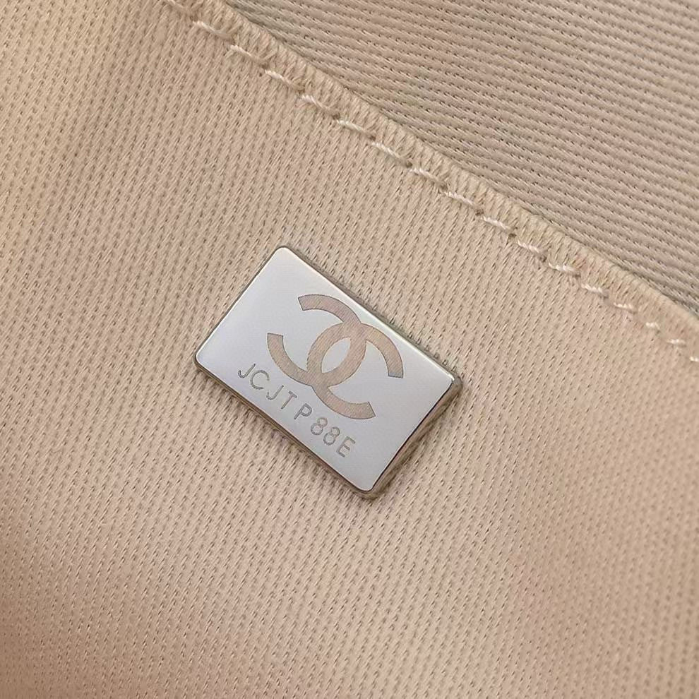 Luxury Canvas Tote (AS3257) – Limited Edition