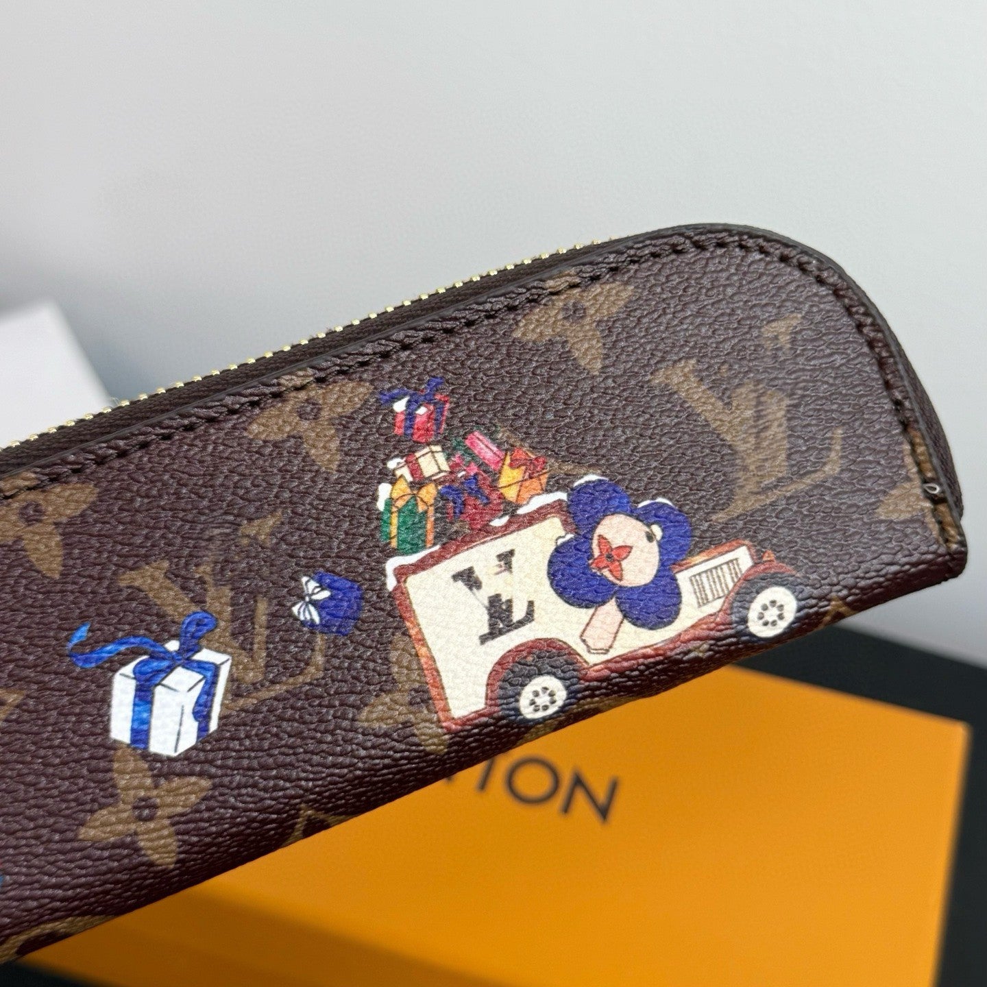 🎄 Holiday Edition – Charlotte Pencil Pouch