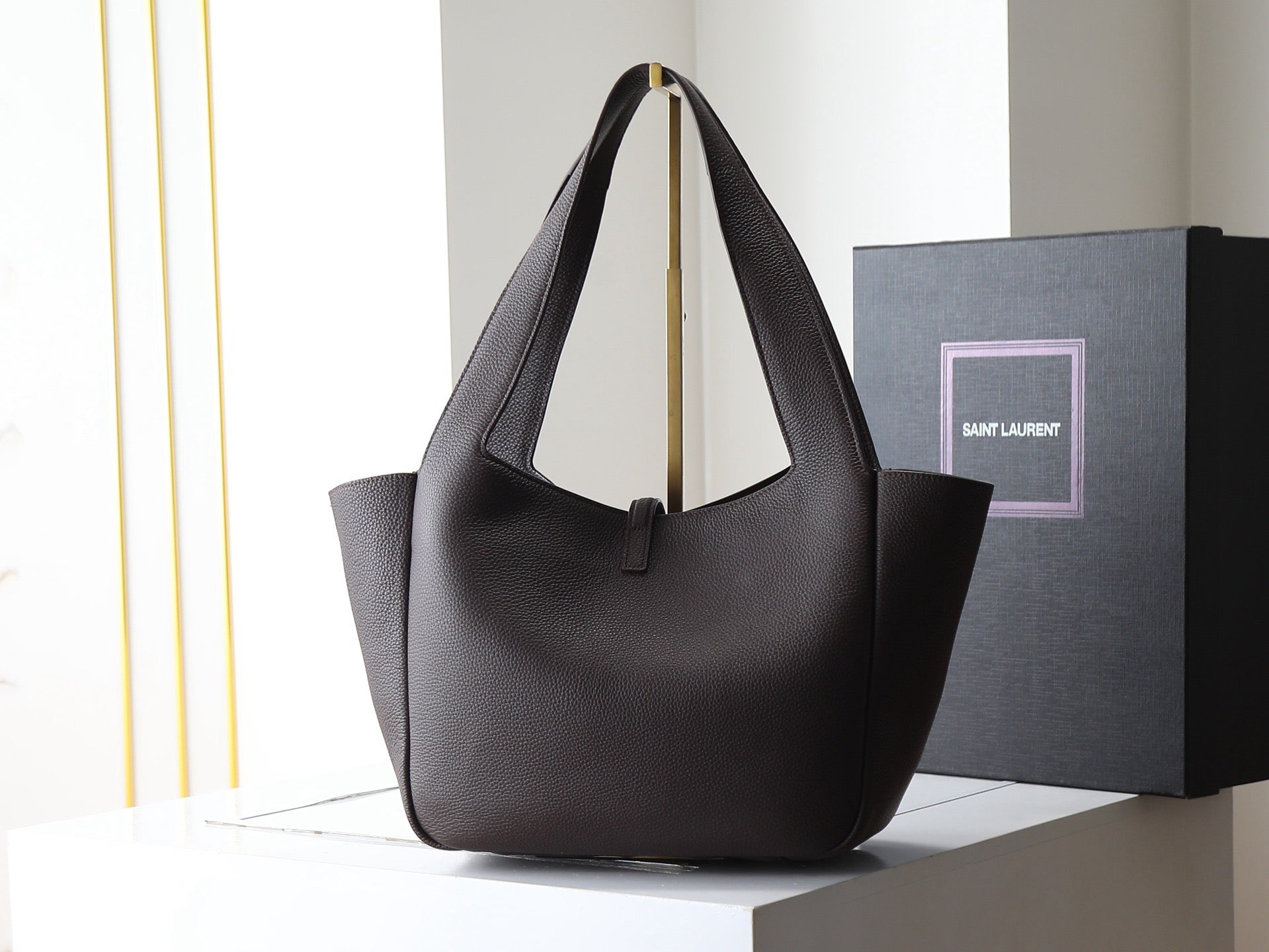 Bea Small Hobo Tote | 779029 | Premium Quality