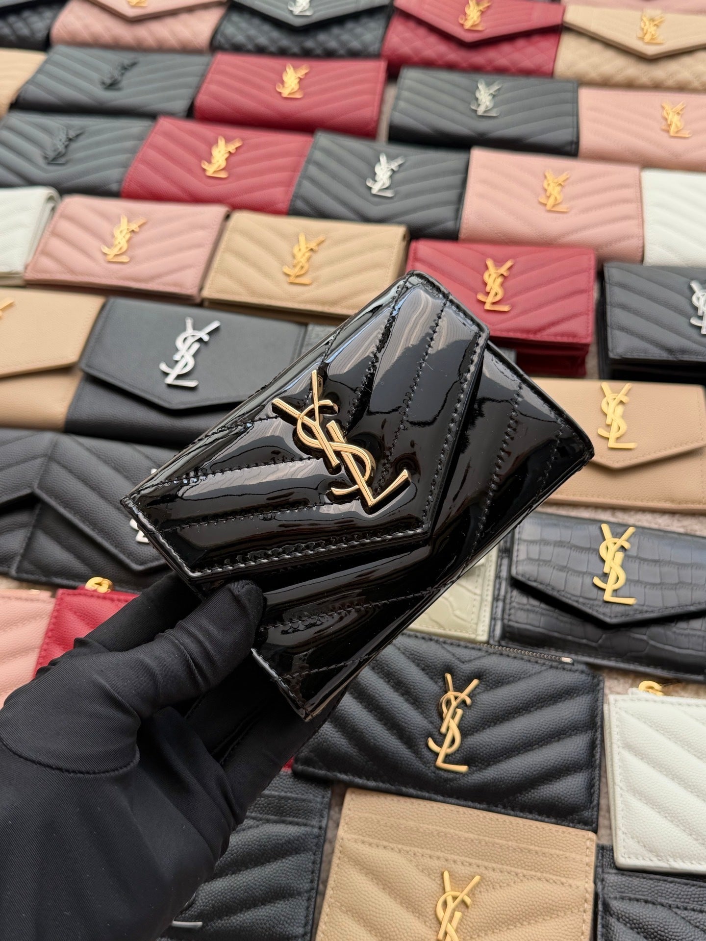 Matelassé Short Leather Envelope Wallet (Premium Quality )