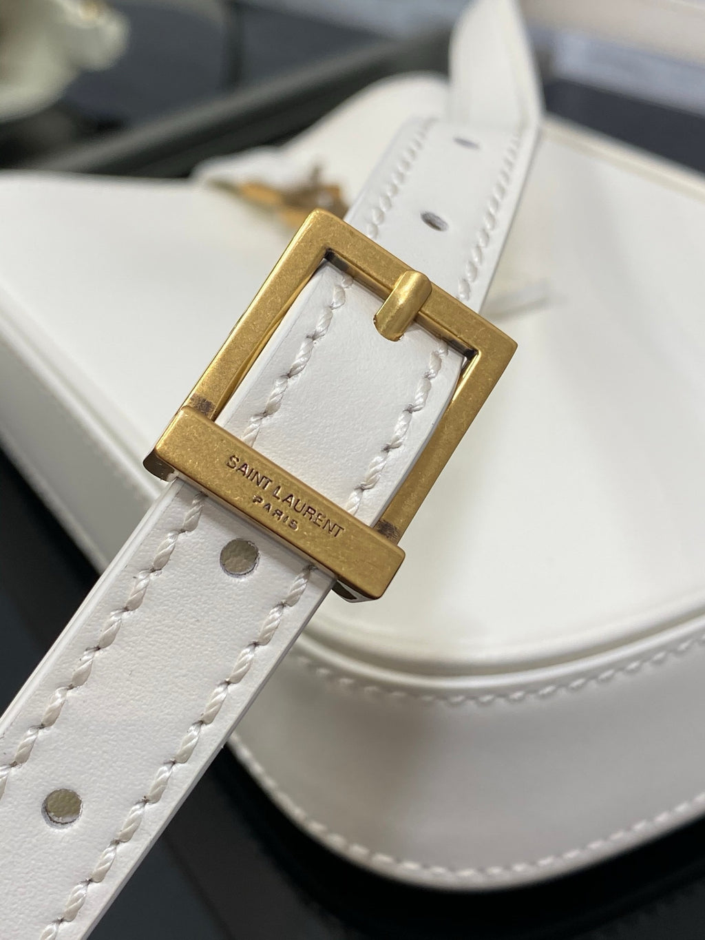 Chic Spring/Summer Tote - Minimalist Shoulder & Crossbody Style (Premium quality)