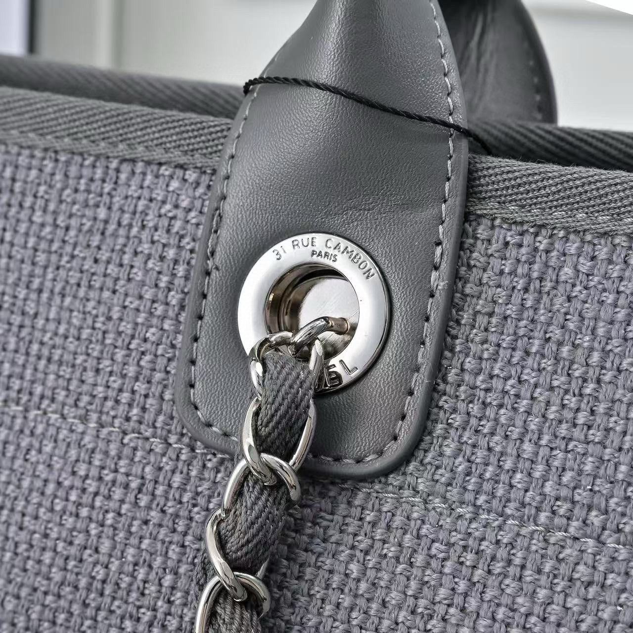 Luxury Canvas Tote (AS3257) – Limited Edition